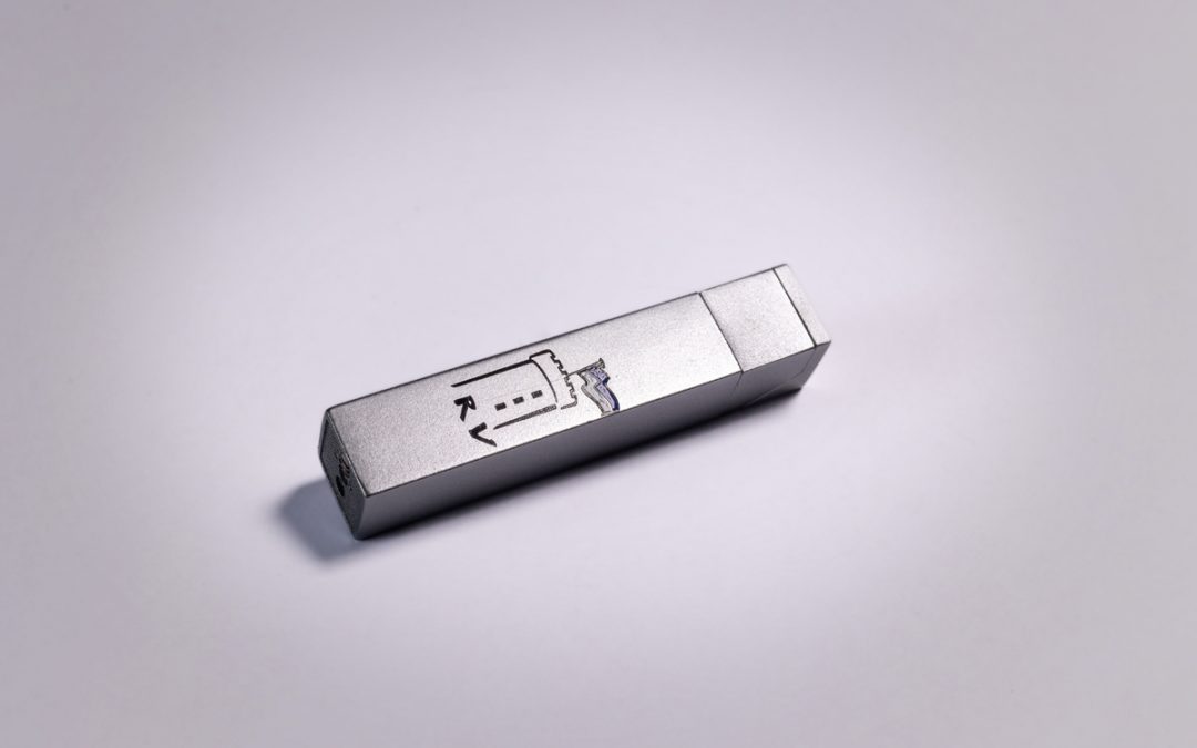 Sturmfeuerzeug mit Mehlsack