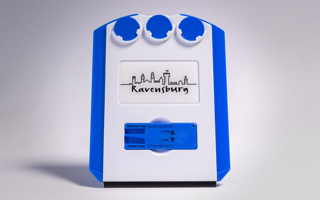 2 Eiskratzer mit Ravensburger Silhouette